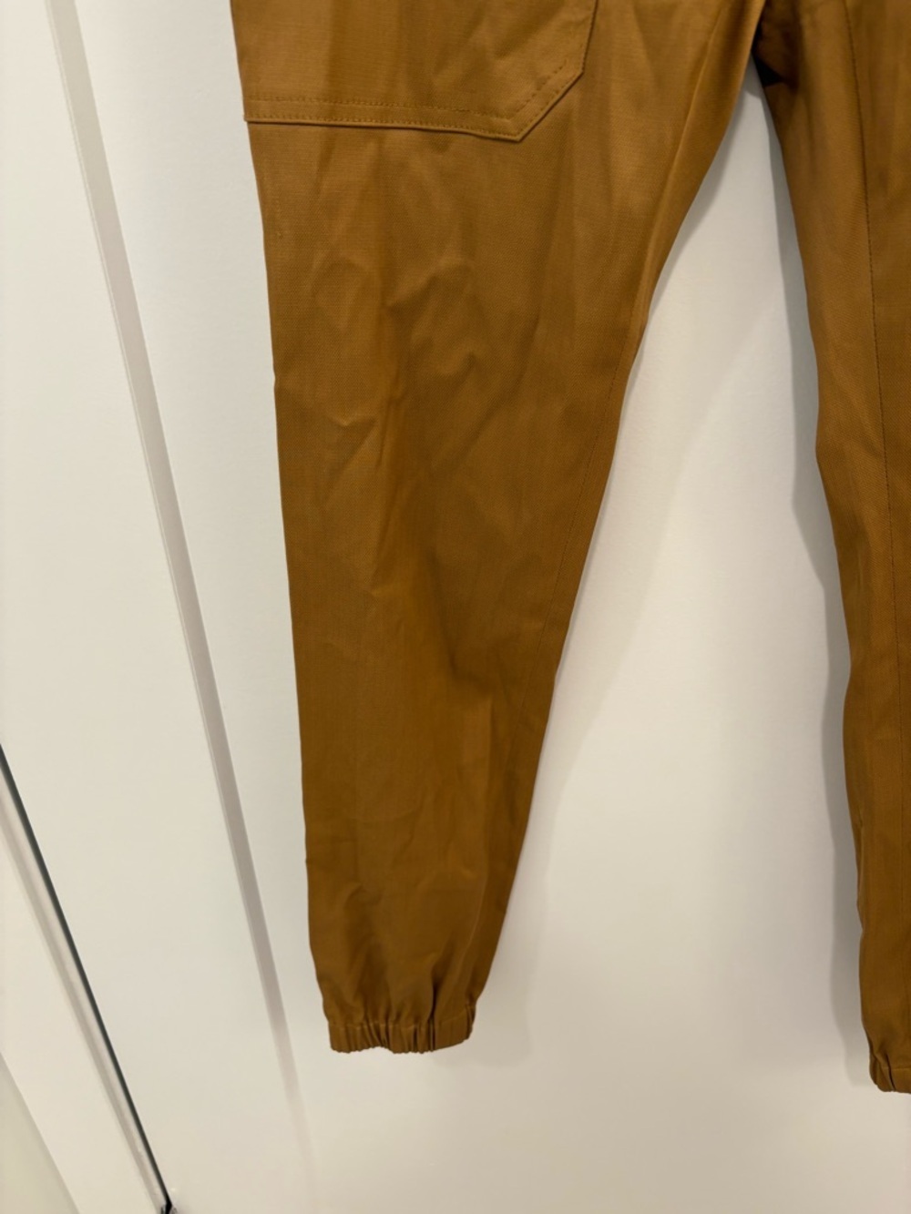Veronica Beard Manisha Utility Joggers in Dune Size 0 - Picture 6 of 16